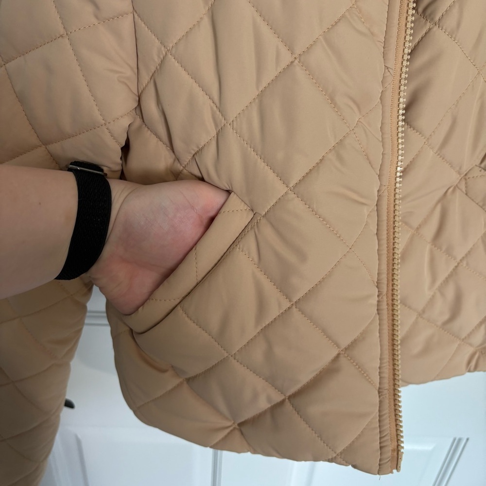 Princess Polly Lucia Quilted Puffer Jacket Cropped Outerwear Coat Beige Tan - Picture 4 of 12